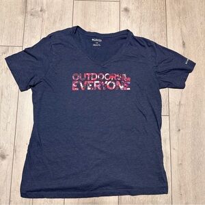 Columbia Dark Blue Outdoor Graphic Tee